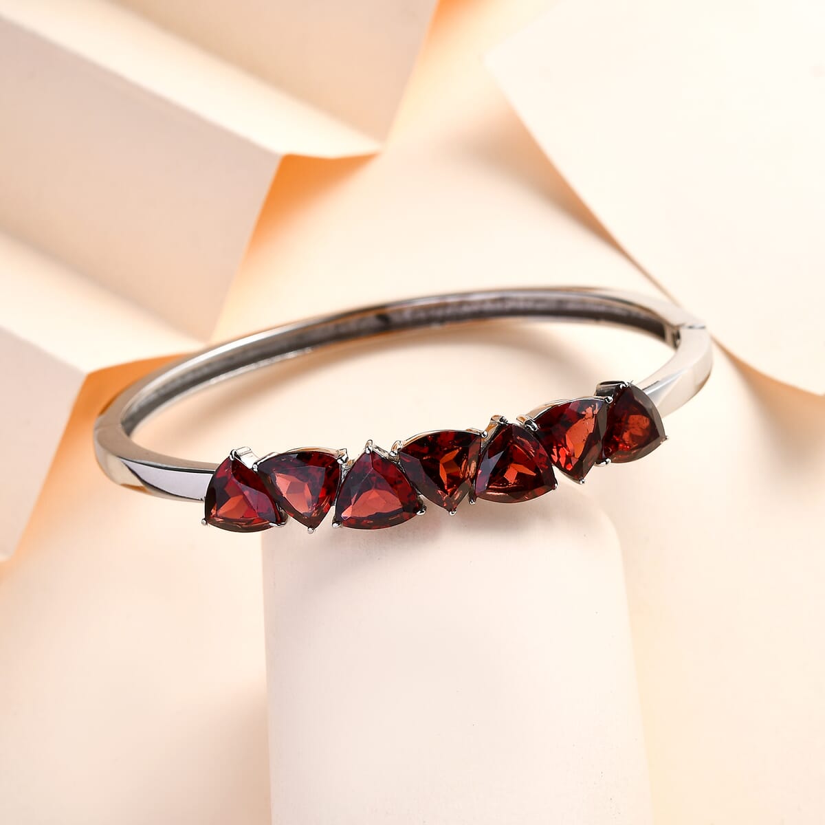 Mozambique Garnet Bangle Bracelet in Stainless Steel (6.50 In) 10.35 ctw image number 1