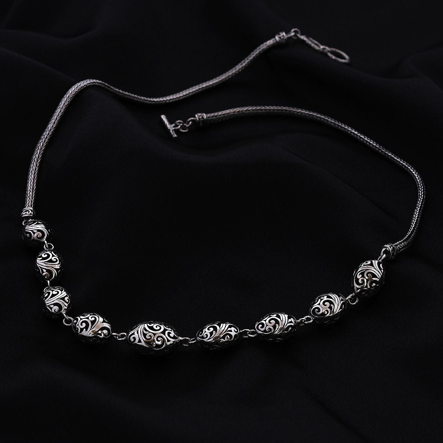 Bali Legacy Sterling Silver Oval Necklace 20 Inches 44.75 Grams