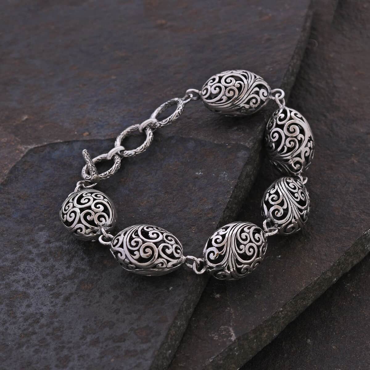 Buy Bali Legacy Sterling Silver Toggle Clasp Oval Bracelet (7.25 In) 21 ...