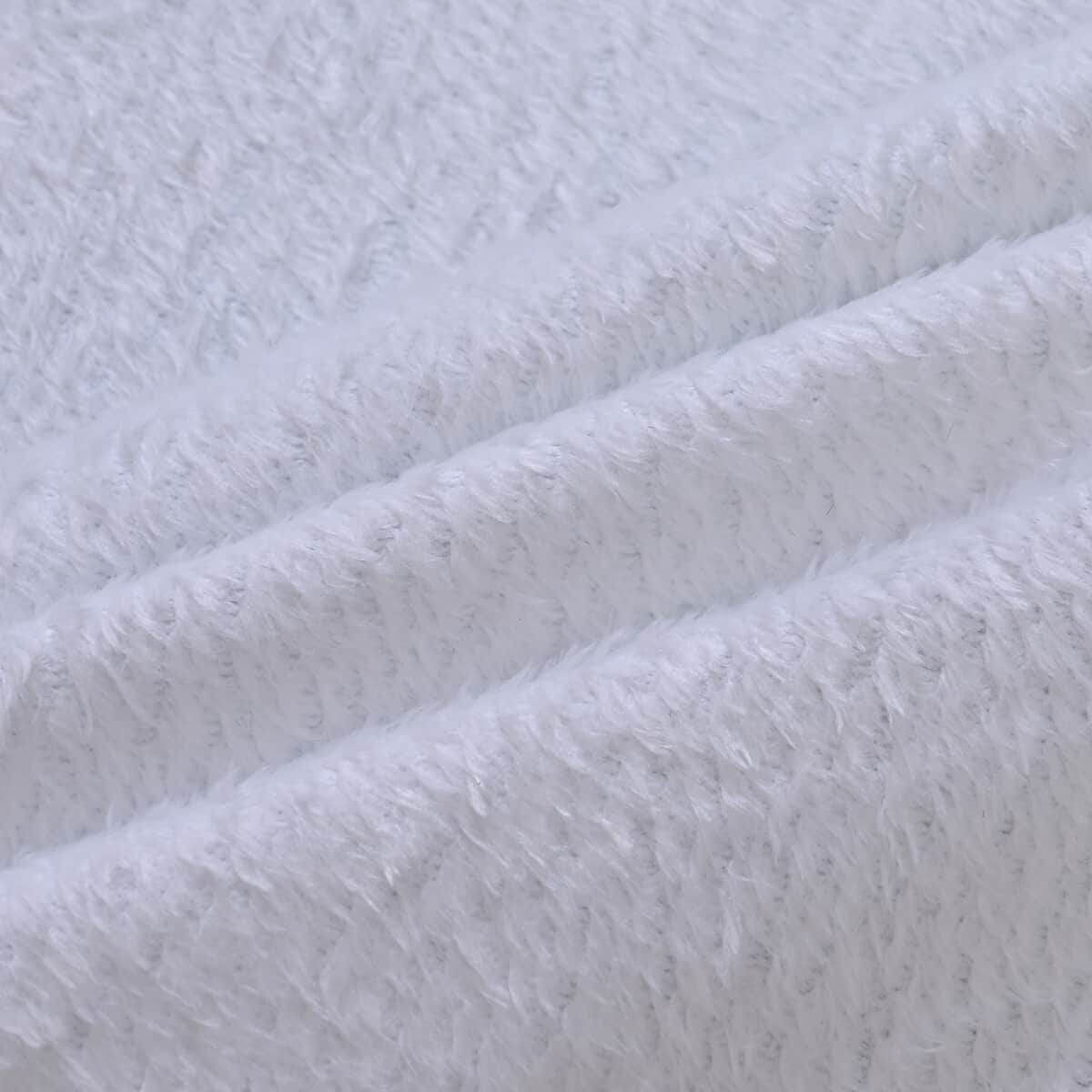 Homesmart Digital Print Deer Pattern Flannel Blanket (60x80) (Microfiber) image number 5