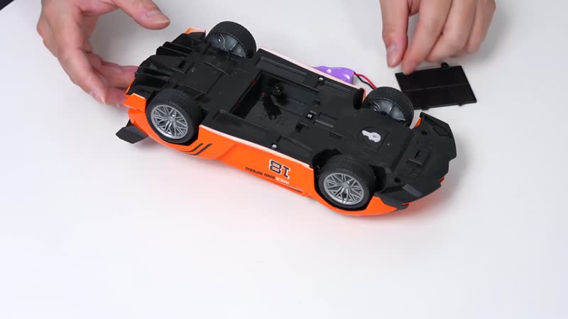 Orange Rechargeable Spray Car with Remote Controller (10.24"x4.33"x3.15")