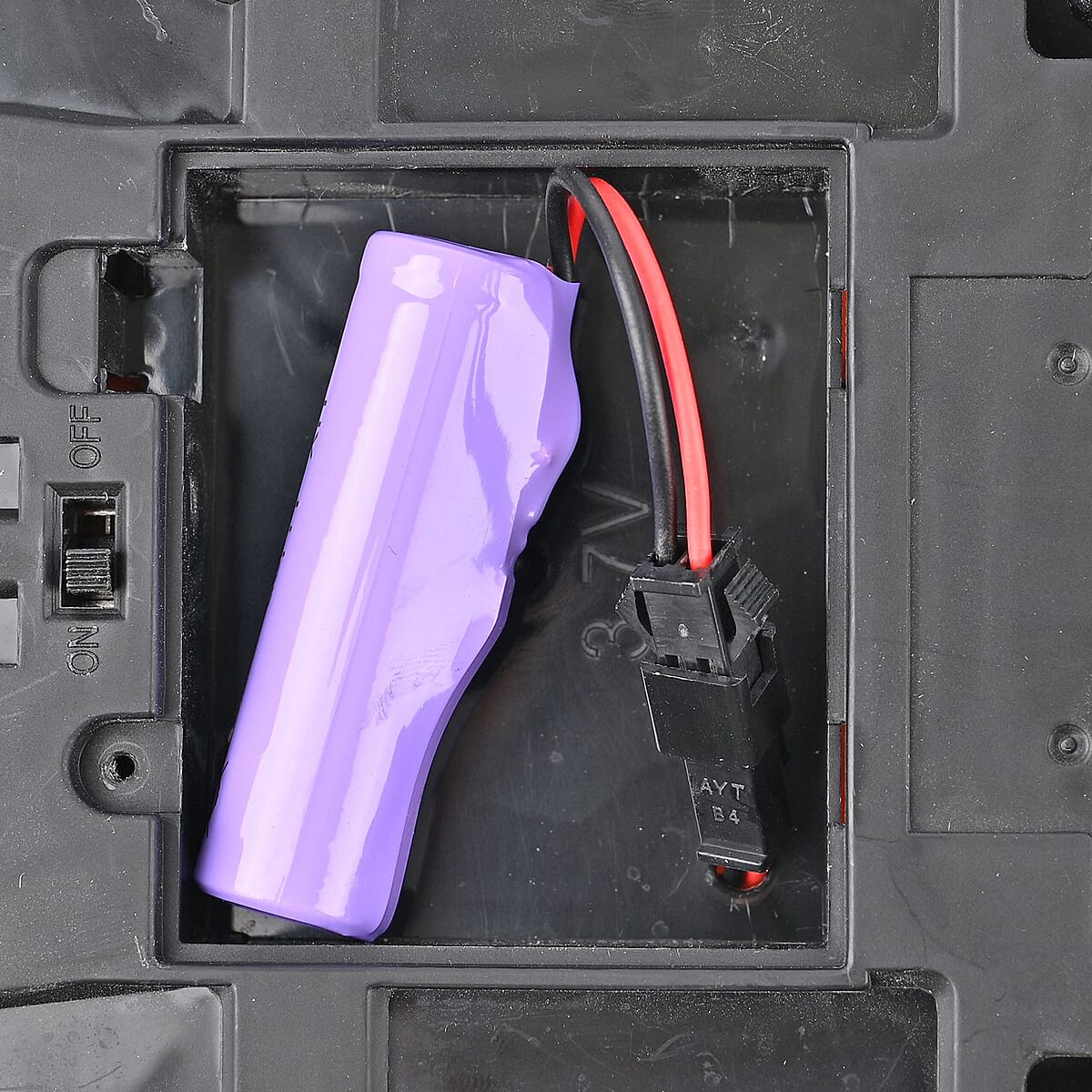 Red Rechargeable Spray Car with Remote Controller image number 7