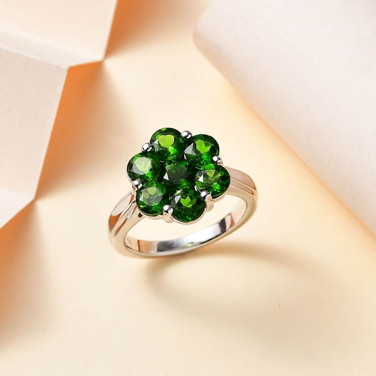 Chrome Diopside Floral Ring in Platinum Over Sterling Silver (Size 6.0) 3.10 ctw image number 1