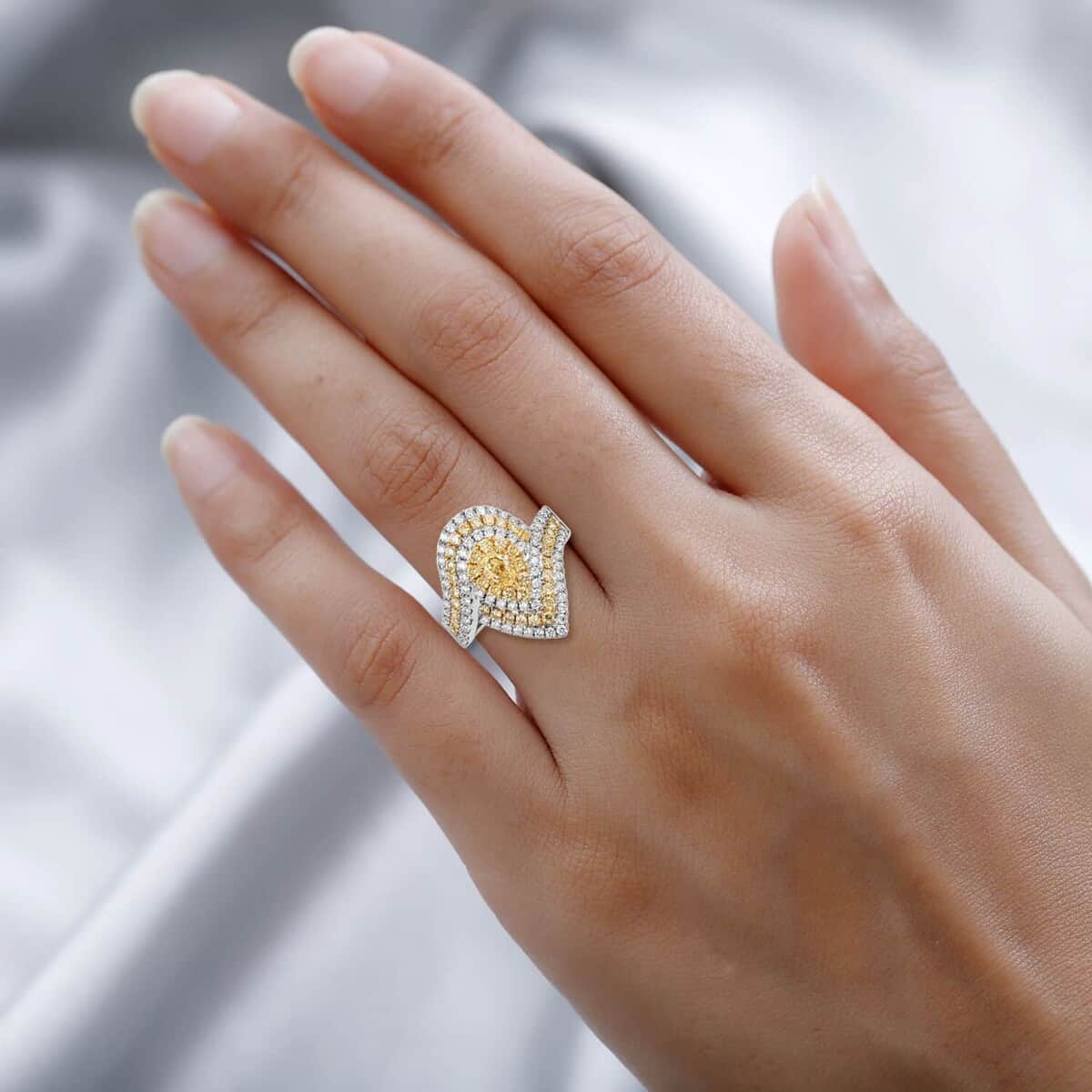 Modani 14K White Gold SI Natural Yellow Diamond and White Diamond Ring 4.50 Grams 1.50 ctw (Del. in 10-12 Days) image number 2