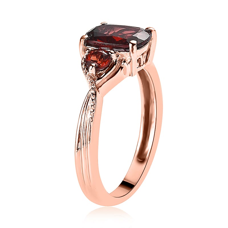 Garnet 3 Stone Ring in Vermeil Rose Gold Over Sterling Silver, Garnet Jewelry, Birthday Anniversary Gift 1.85 ctw