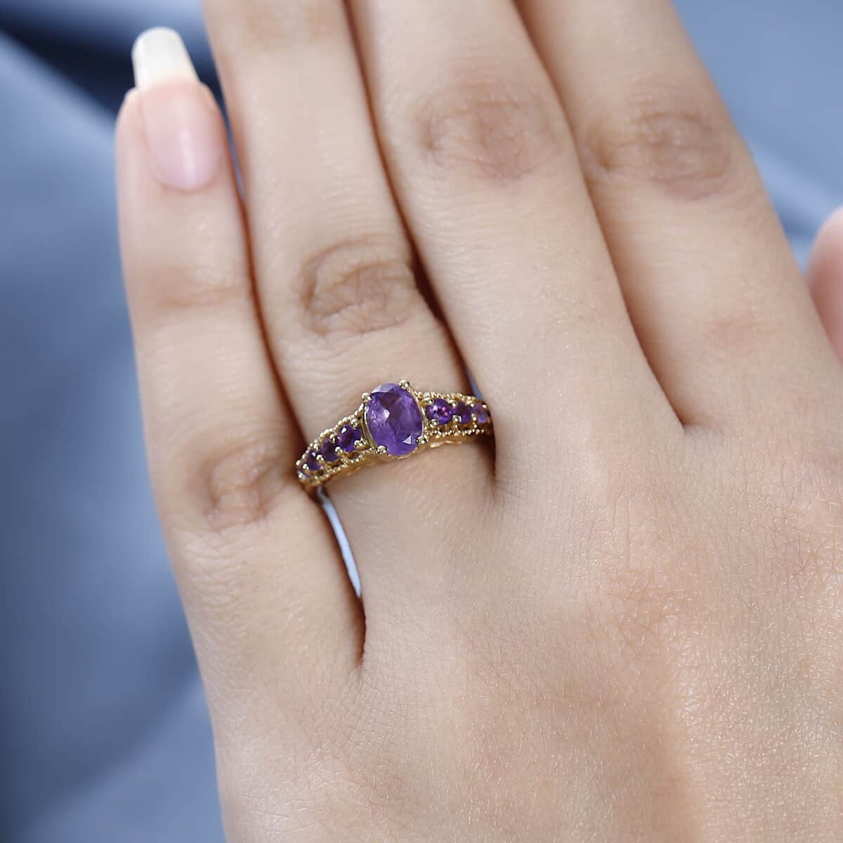 African Amethyst Ring in Vermeil Yellow Gold Over Sterling Silver (Size 6.0) 1.10 ctw image number 2