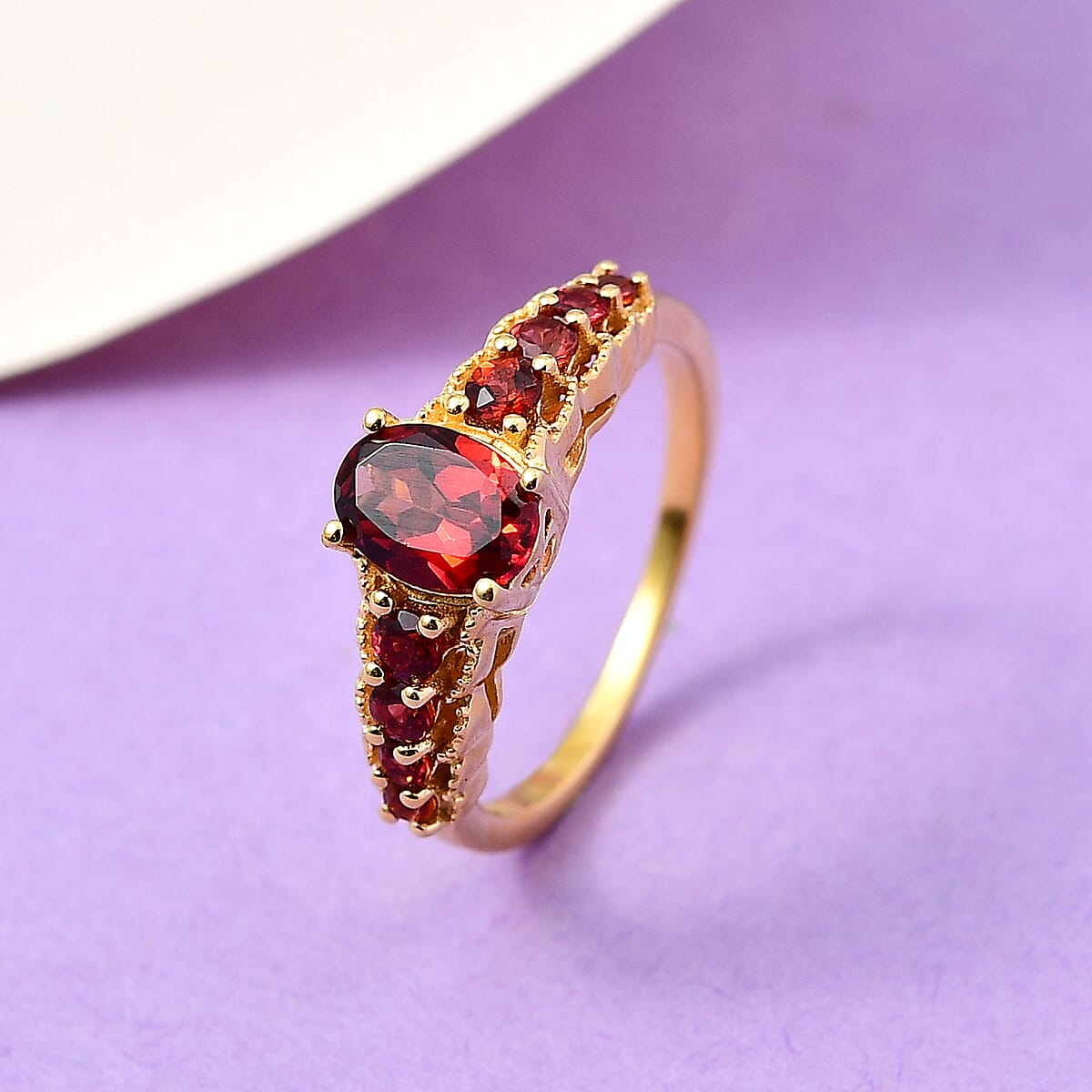 Mozambique Garnet Ring in Vermeil Yellow Gold Over Sterling Silver (Size 7.0) 1.25 ctw image number 1