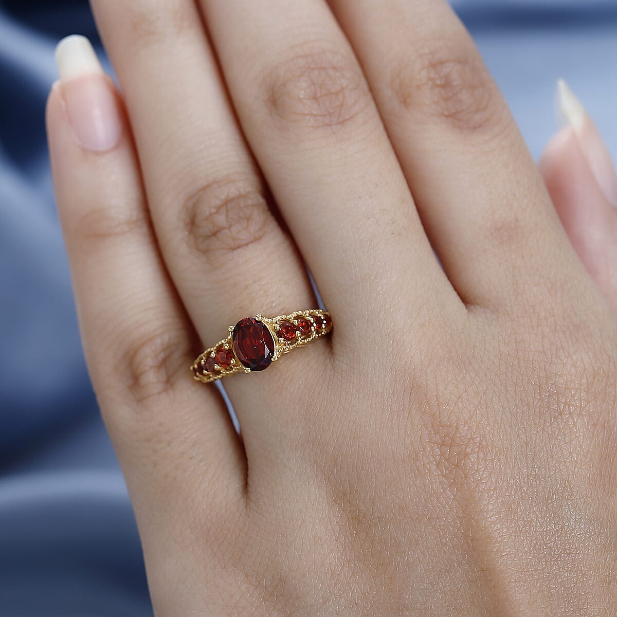 Mozambique Garnet Ring in Vermeil Yellow Gold Over Sterling Silver (Size 7.0) 1.25 ctw image number 2