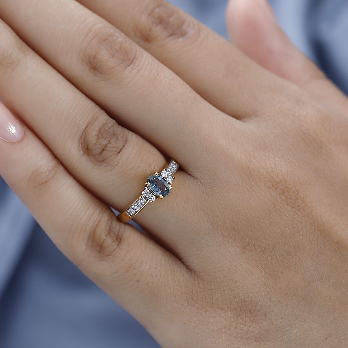 AAA Natural Australian Sapphire and Moissanite Ring in Vermeil Yellow Gold Over Sterling Silver (Size 5.0) 0.65 ctw image number 2