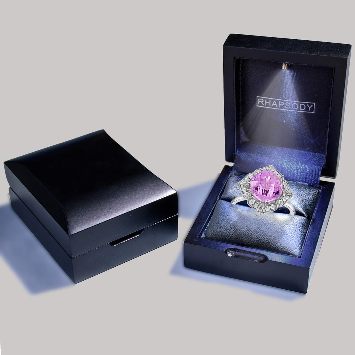 Certified & Appraised Rhapsody 950 Platinum AAA Patroke Kunzite and E-F VS Diamond Floral Ring (Size 7.0) 5.90 Grams 4.50 ctw image number 6