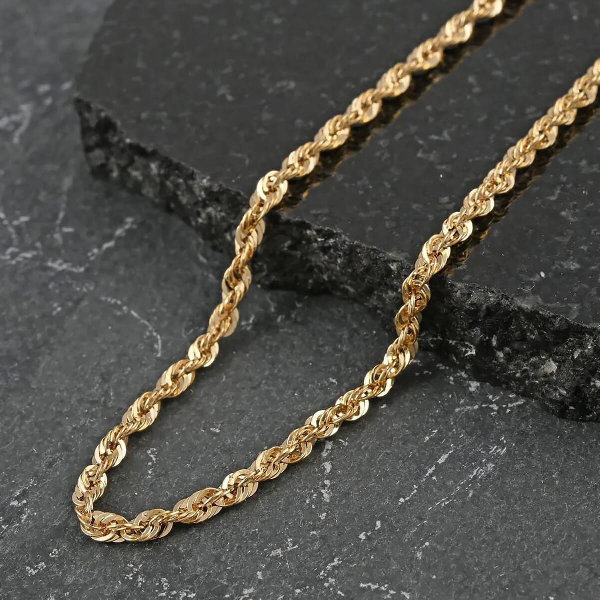 14K Yellow Gold 1.5mm Rope Chain Necklace 20 Inches 1.6 Grams image number 1