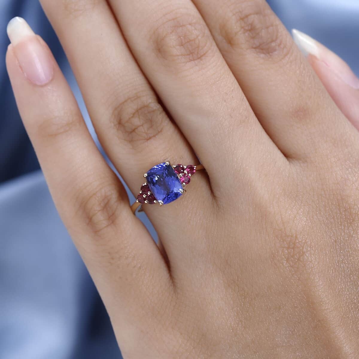 Luxoro 14K Yellow Gold AAA Tanzanite and Ouro Fino Rubellite Ring (Size 8.0) 2.35 ctw image number 2