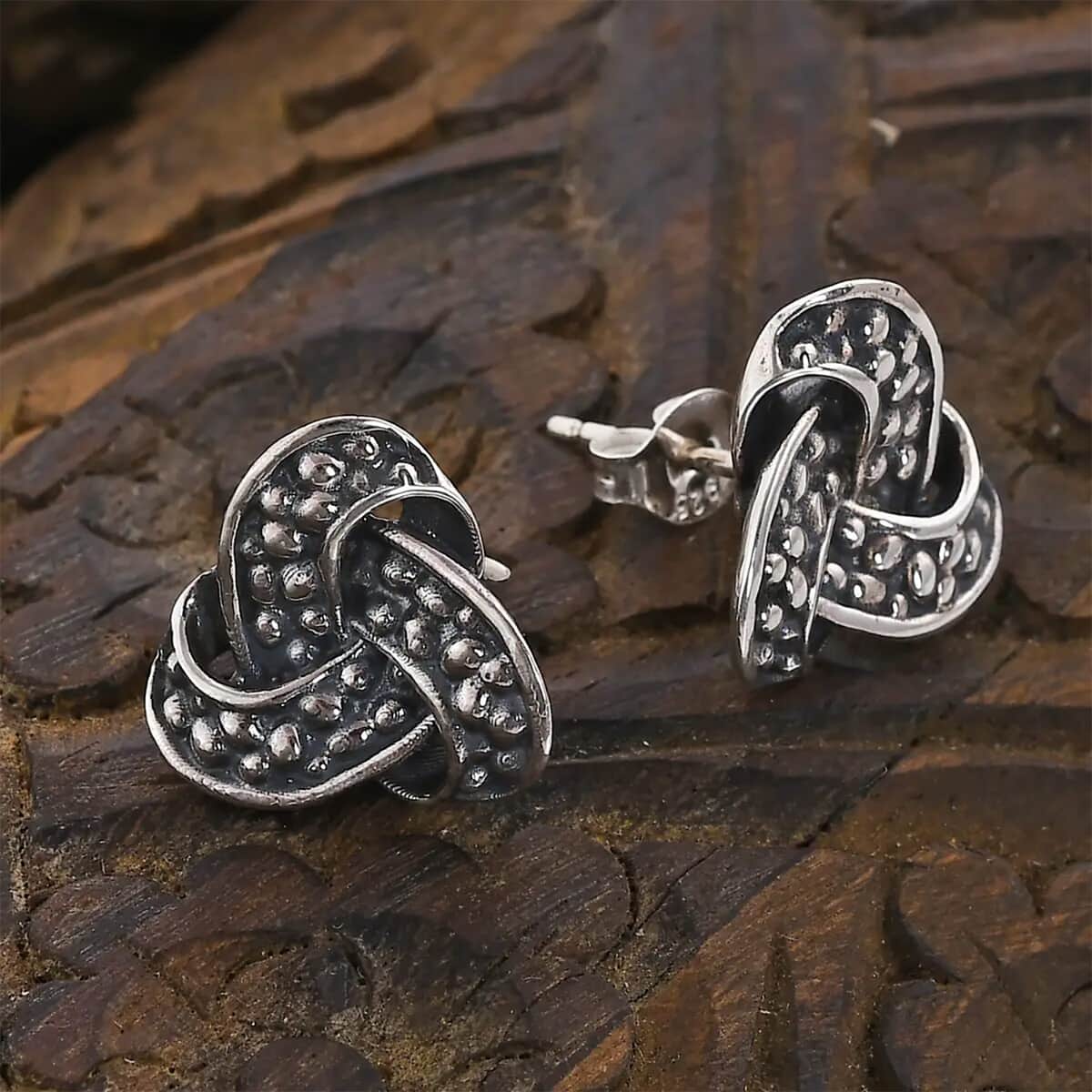 Bali Legacy Sterling Silver Dragon Skin Knot Earrings 4.75 Grams image number 1