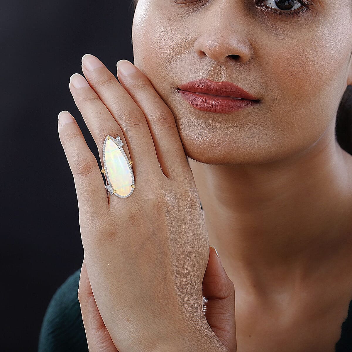 Luxoro 14K Yellow Gold Premium Ethiopian Welo Opal and G-H I2 Diamond Ring (Size 7.0) 7.30 Grams 24.75 ctw image number 2