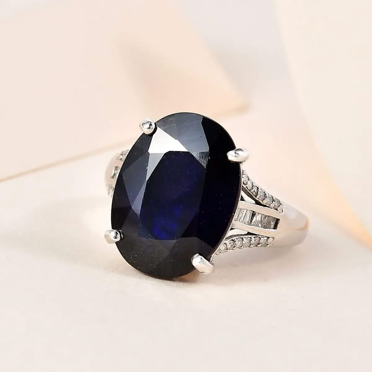 Masoala Sapphire (D) and Diamond 14.85 ctw Ring in Platinum Over Sterling Silver (Size 7.0) image number 1