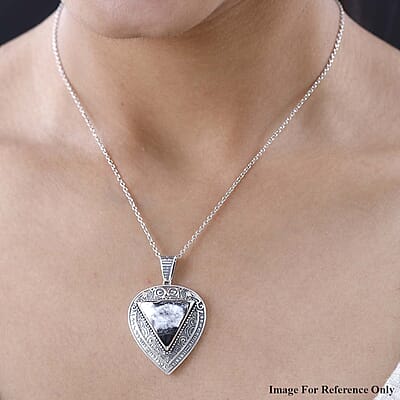 D'Joy Artisan Crafted White Buffalo 10.90 ctw Arrow Pendant without Chain in Sterling Silver