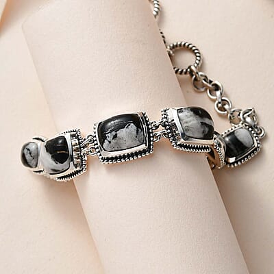 Artisan Crafted White Buffalo Toggle Clasp Bracelet in Sterling Silver (7.25 In) 17.90 ctw