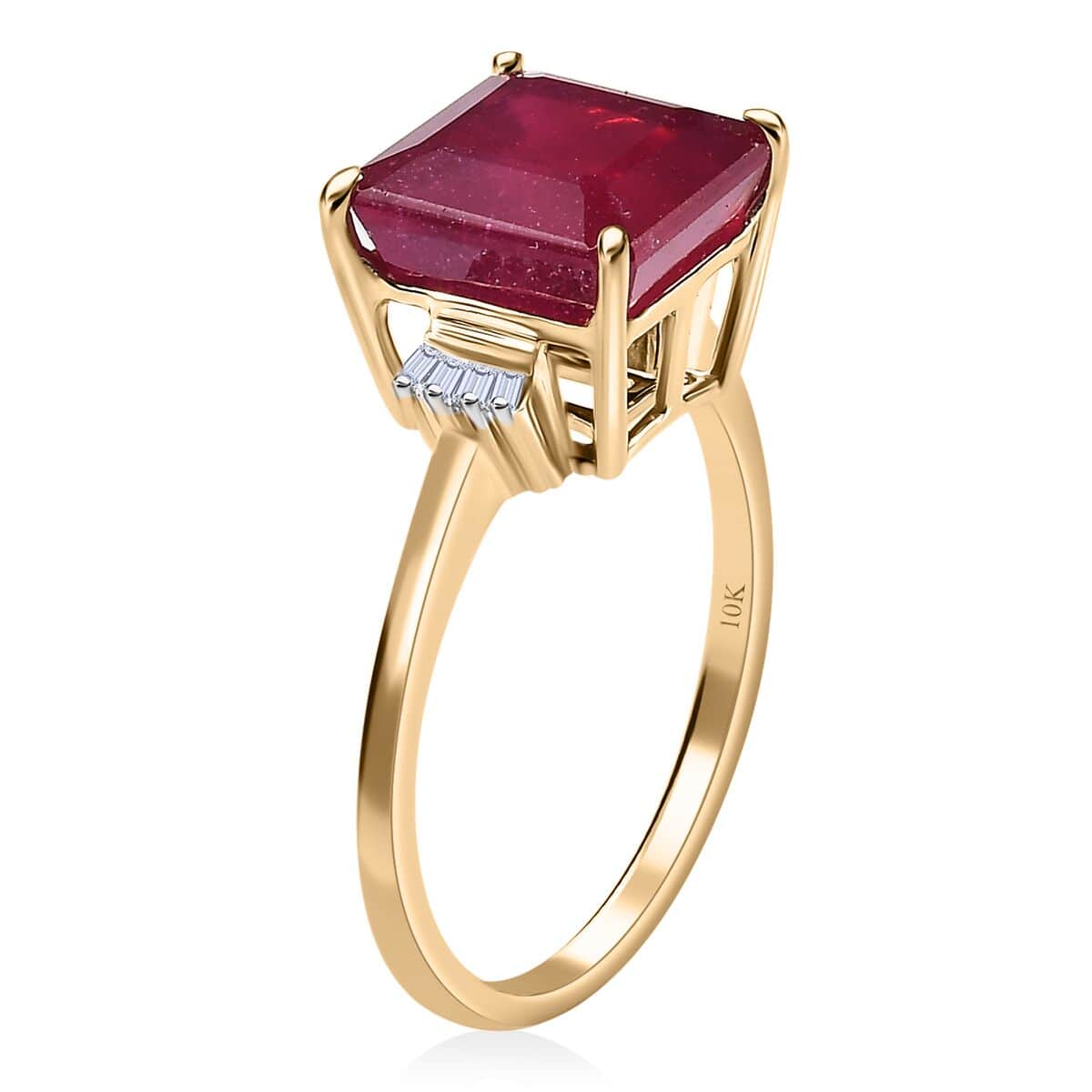 Luxoro 10K Yellow Gold Premium Niassa Ruby (FF) and Diamond Ring 5.60 ctw image number 3