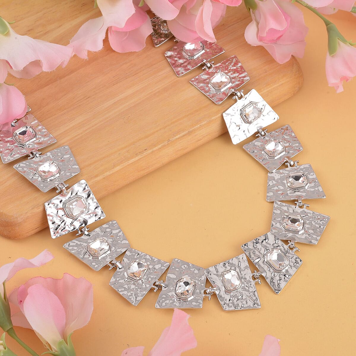 White Austrian Crystal Necklace in Silvertone 16-20 Inches image number 1