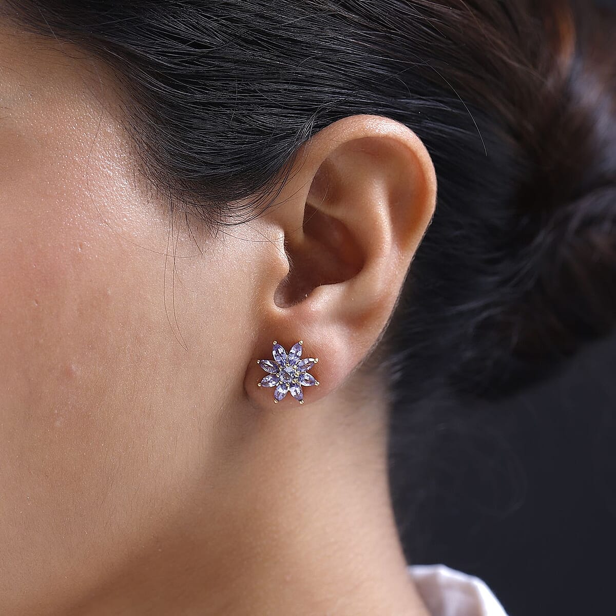 Premium Tanzanite Floral Stud Earrings in Vermeil Yellow Gold Over Sterling Silver 2.60 ctw image number 2