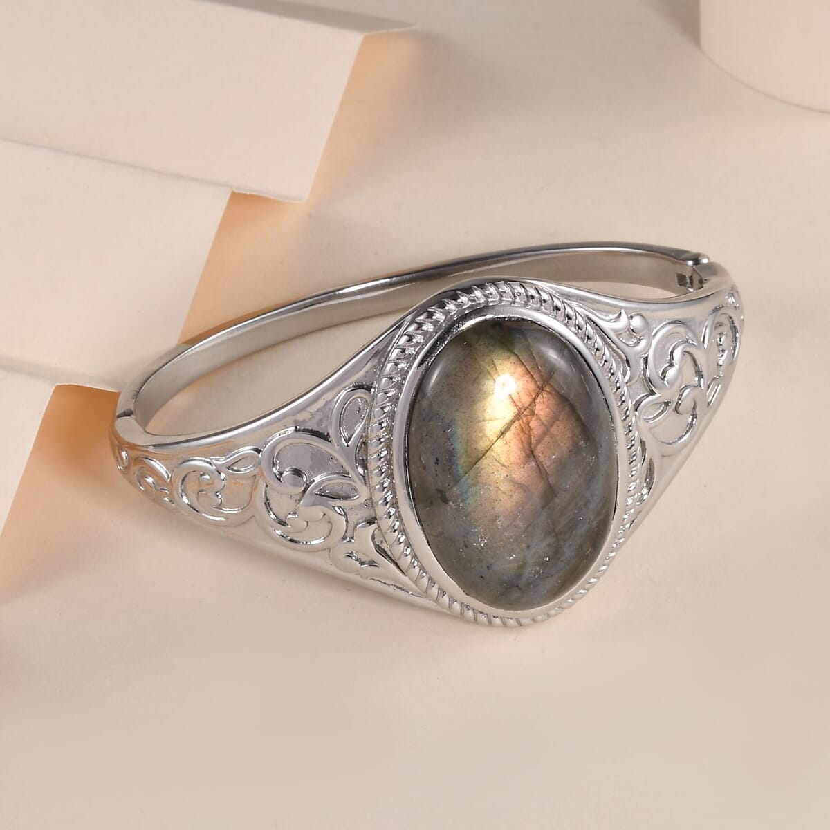 Malagasy Labradorite Bangle Bracelet in Stainless Steel (6.50 In) 33.50 ctw image number 1
