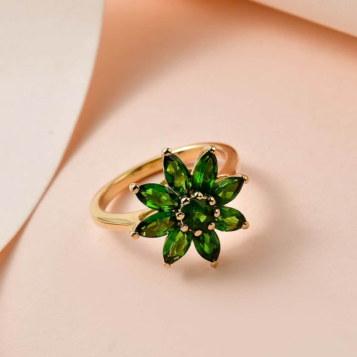 Chrome Diopside Floral Ring in Vermeil Yellow Gold Over Sterling Silver (Size 6.0) 2.15 ctw image number 1