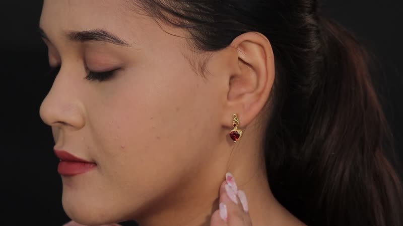 Mozambique Garnet Dangling Earrings in Vermeil Yellow Gold Over Sterling Silver 2.90 ctw