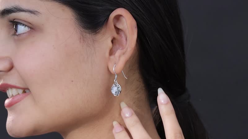 Artisan Crafted White Buffalo Heart Dangle Earrings in Sterling Silver 5.40 ctw