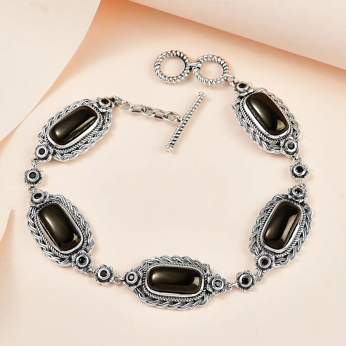 Artisan Crafted Elite Shungite and Thai Black Spinel Toggle Clasp Bracelet in Sterling Silver (8.00 In) 11.70 ctw image number 1