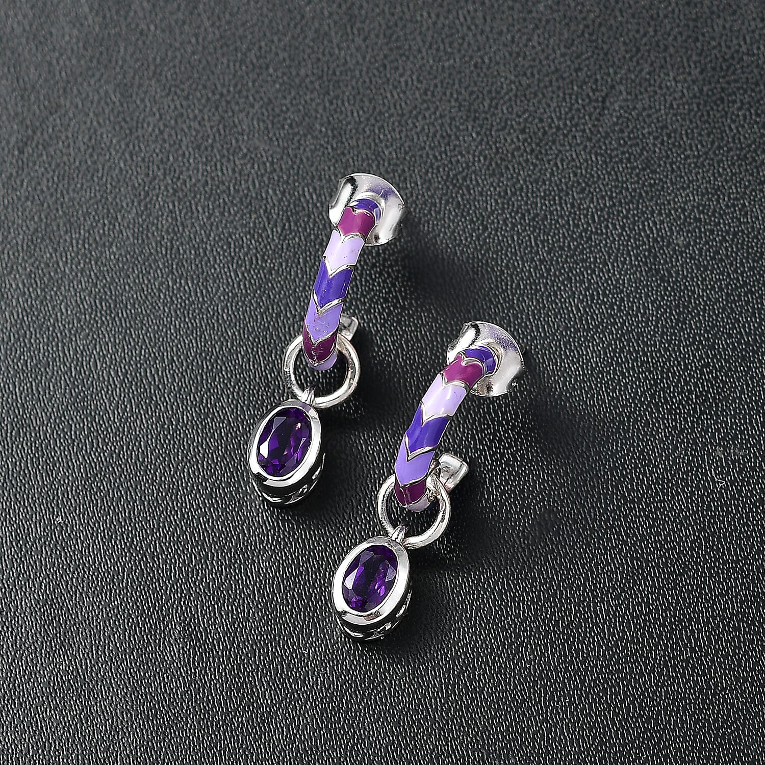 Amethyst - Product card gallery slide 2 (9432799772927)