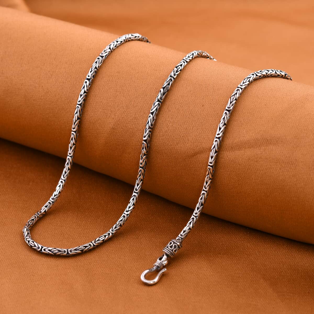 Bali Legacy Sterling Silver Borobudur Chain Necklace 20 Inches 23.60 Grams image number 1