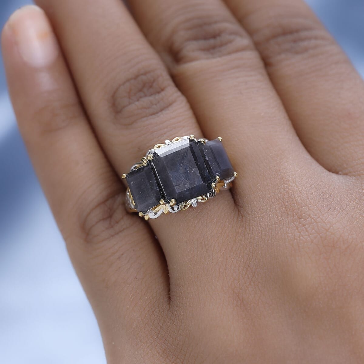 Silver Sapphire 3 Stone Ring in Vermeil YG and Platinum Over Sterling Silver 11.00 ctw image number 2