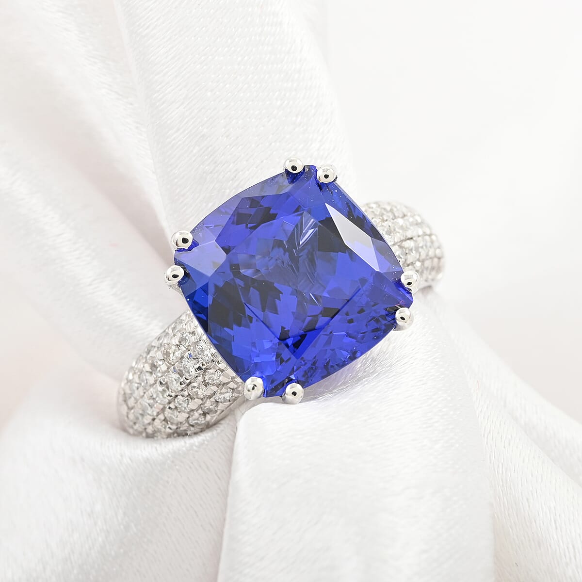 Certified and Appraised Rhapsody AAAA Tanzanite and E-F VS Diamond 5.00 ctw Ring in 950 Platinum (Size 7.0) 9 Grams image number 1