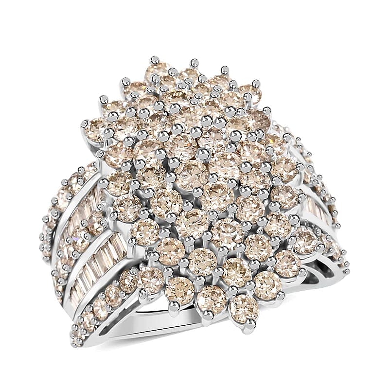 Diamond SI 4.00 ctw Cluster Ring in 10K White Gold (Size 7.0) 7.50 Grams