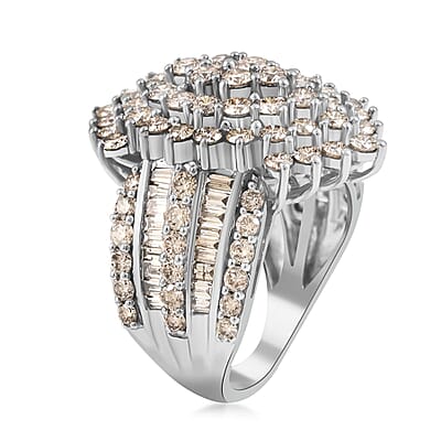 Diamond SI 4.00 ctw Cluster Ring in 10K White Gold (Size 7.0) 7.50 Grams