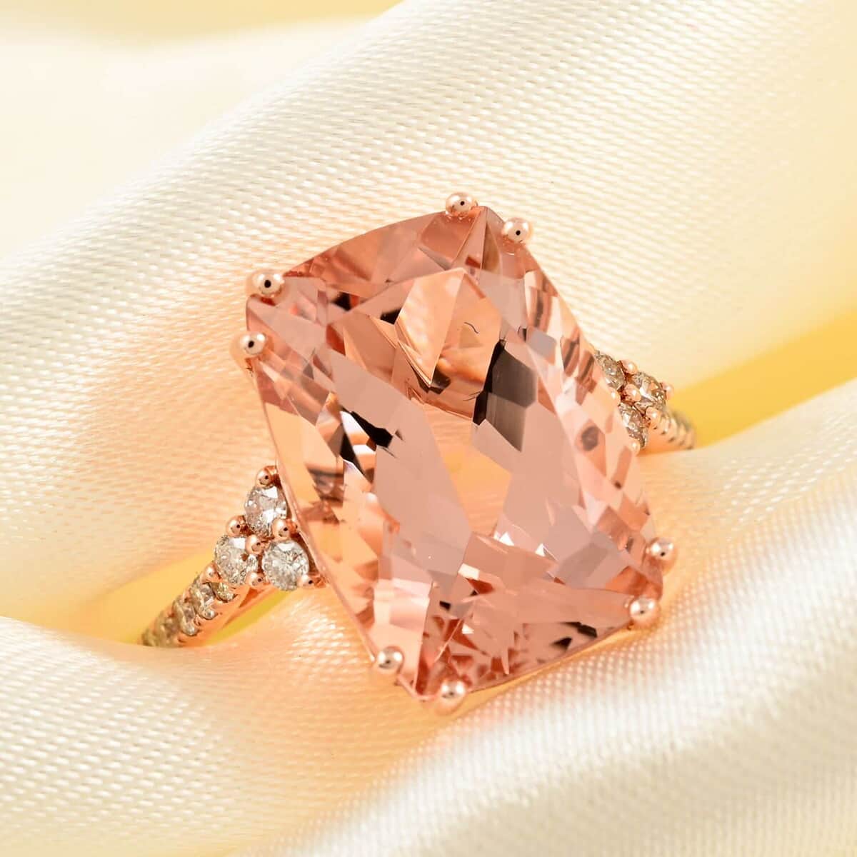 Certified & Appraised Luxoro 14K Rose Gold AAA Marropino Morganite and G-H I2 Diamond Ring (Size 10.0) 6.70 ctw image number 1