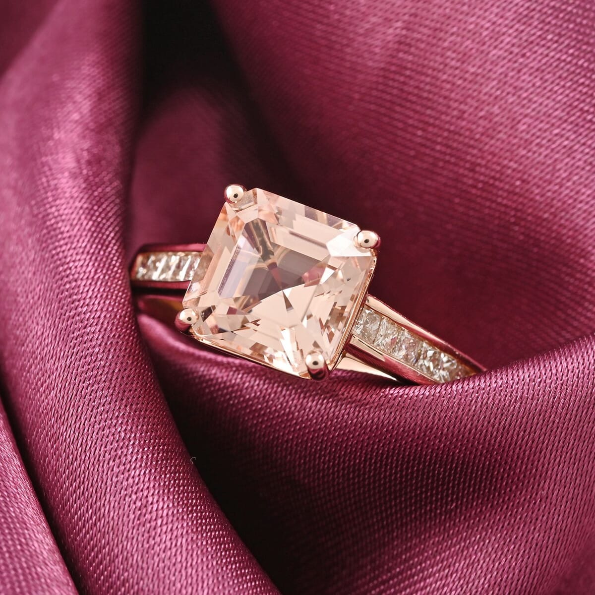 Certified and Appraised Luxoro 14K Rose Gold Asscher Cut AAA Marropino Morganite and G-H I2 Diamond Ring (Size 9.0) 2.75 ctw image number 1