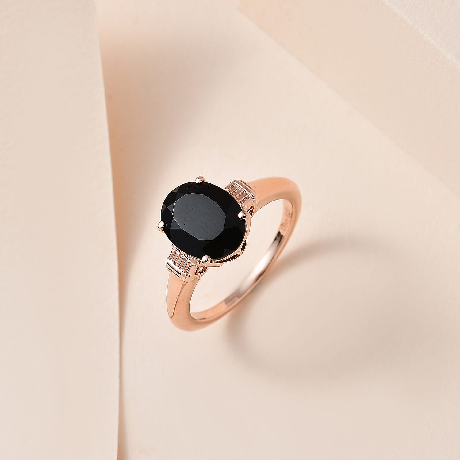 Thai Black Spinel Solitaire Ring in Vermeil Yellow Gold Over Sterling Silver (Size 6.0) 3.35 ctw