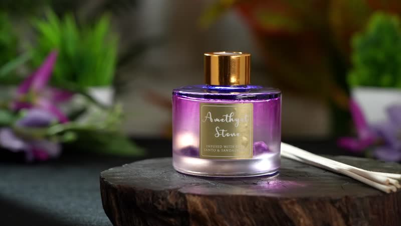 105ml healing stone reed diffuser in round jar with reed sticks Fragrances: Amythyst Stone Colour: Purple Size: 2.75x2.75x8.7 inch