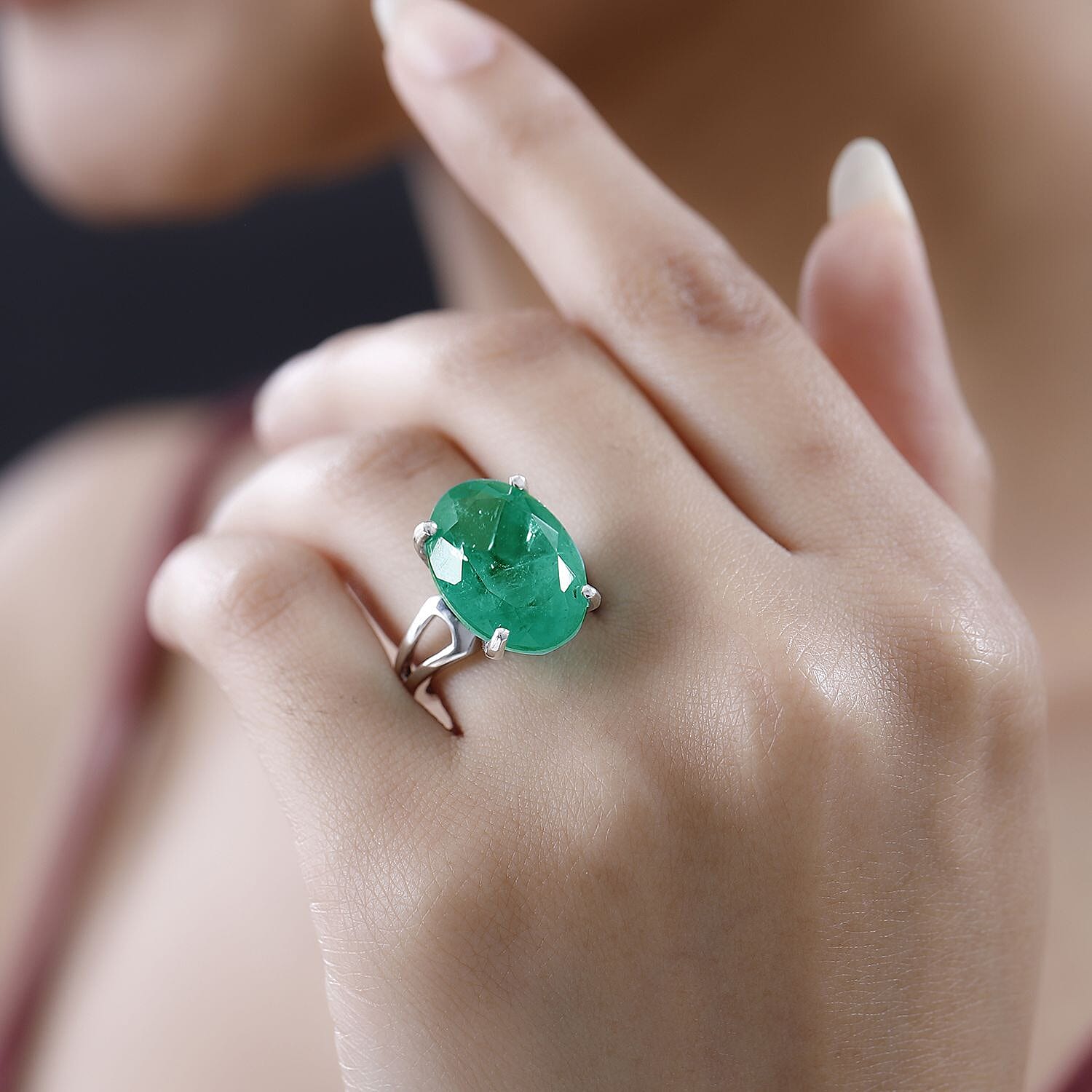 Emeraldine Triplet Quartz 11.00 ctw Ring in Platinum Over Sterling Silver (Size 5.5)