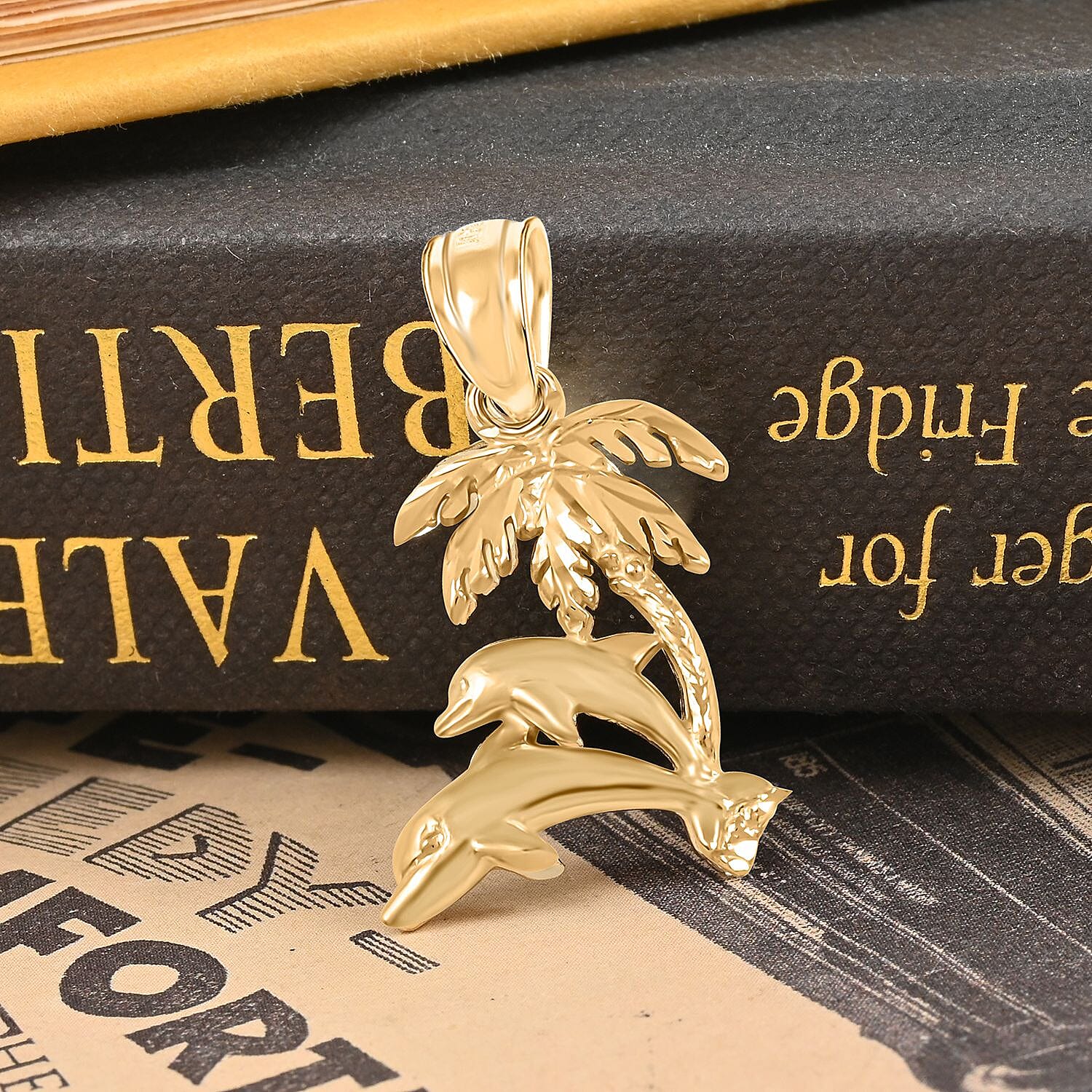 Made in America 10K Yellow Gold Dolphin Family and Palm Tree Pendant 1.90 Grams
