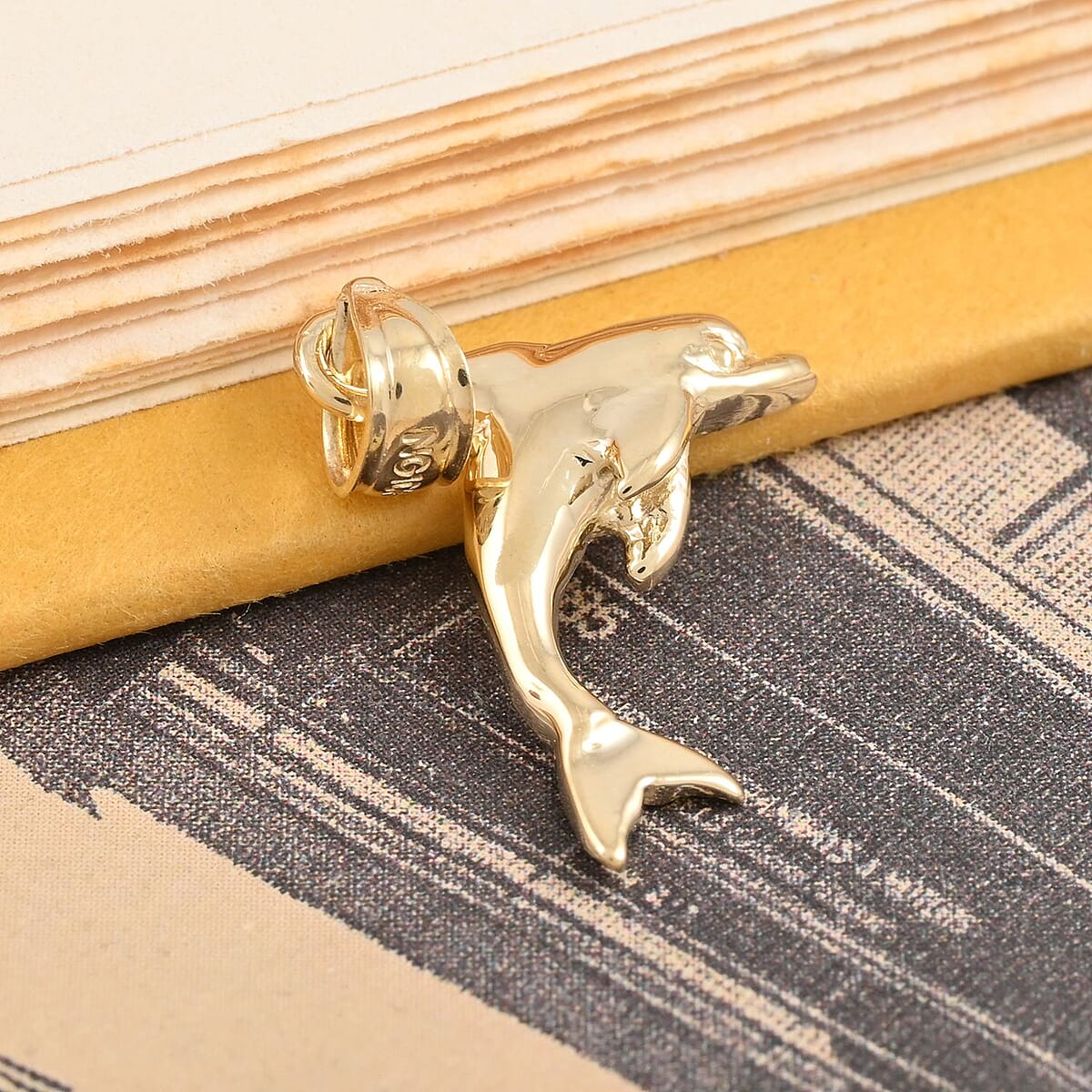 Made in America 10K Yellow Gold Dolphin Pendant image number 1