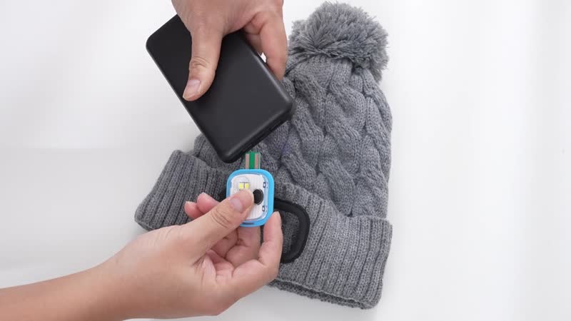USB Rechargeable Waterproof LED Lighted Beanie Cap with Sherpa Lining and with Faux fur Baubble - Gray