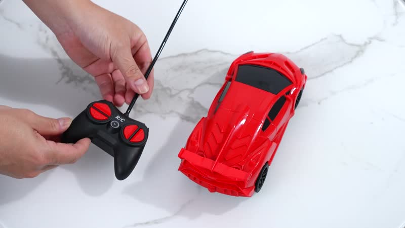Red 4 Channels Toy Car with LED Light (3xAA for Car, 2xAA for controller Not Included)