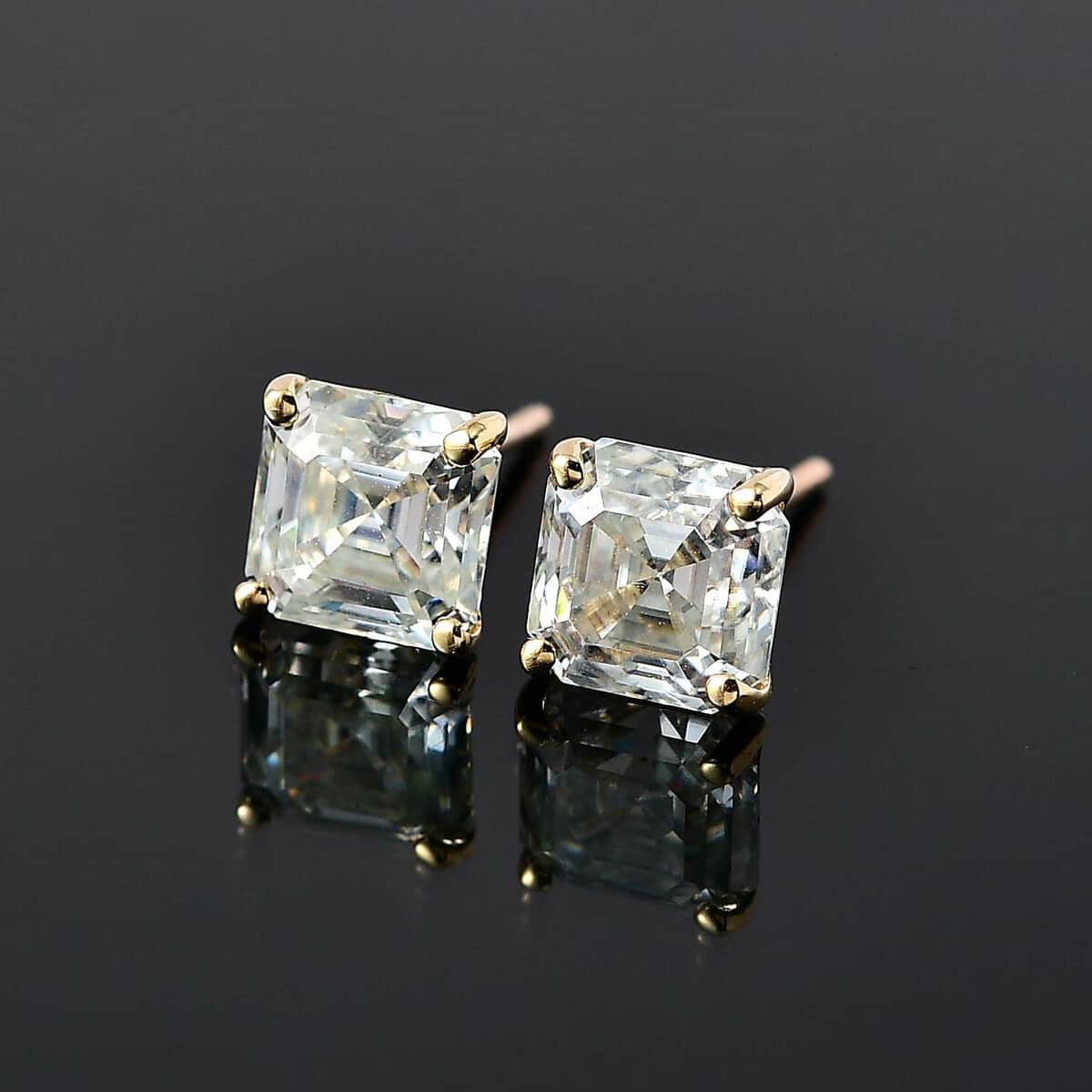 Luxoro 10K Yellow Gold Moissanite Solitaire Stud Earring 2.40 ctw image number 1