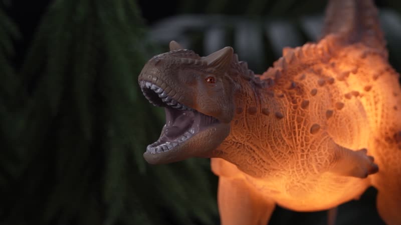 Polyresin Dinosaur Lamp with Base (14.17"x5.70"x10.15")