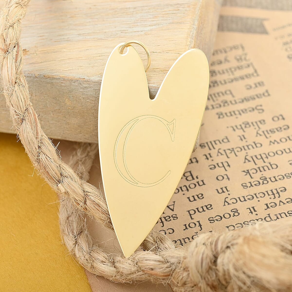Italian 10K Yellow Gold Initial C Heart Pendant image number 1
