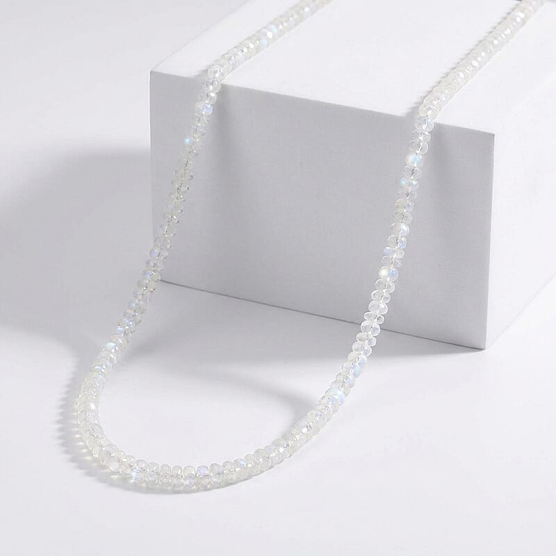 Certified & Appraised Iliana 18K Yellow Gold AAA Rainbow Moonstone Beaded Necklace 18 Inches 105.00 ctw