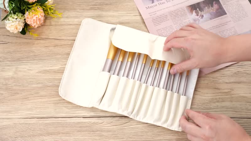 Cream 12pcs Make up Brush Set with Storage Bag