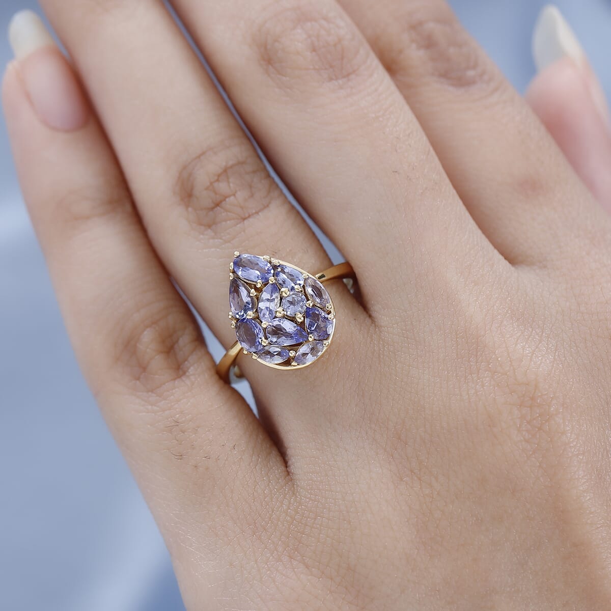 Tanzanite Cluster Ring in Vermeil Yellow Gold Over Sterling Silver 1.70 ctw image number 2